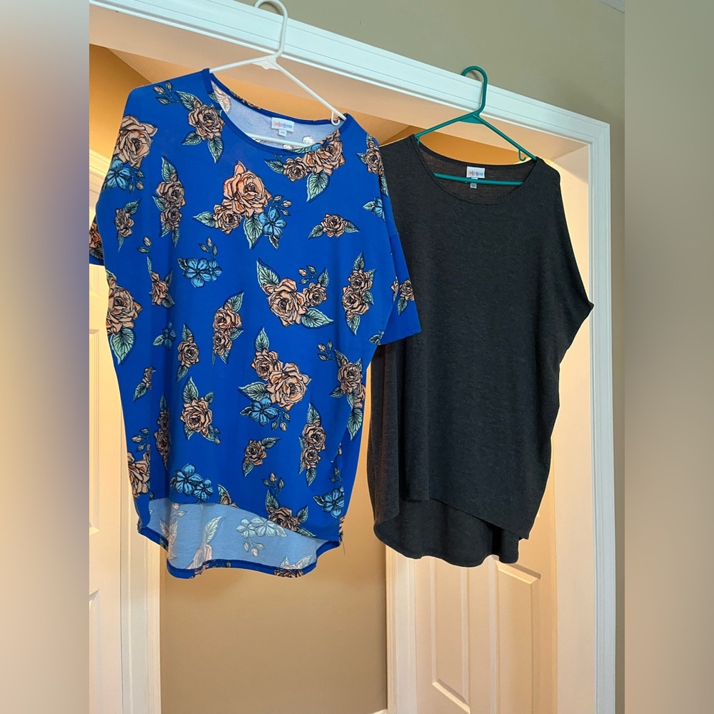 Lularoe Tops